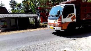 Telolet pendek truk dam