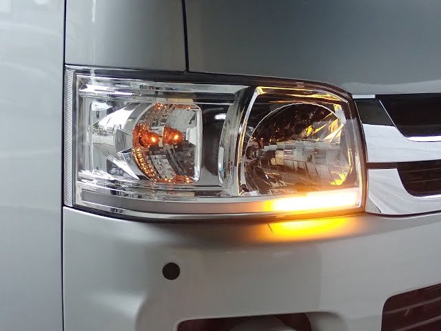 ハイエース シーケンシャル ウインカー ヘッドライト LEDバー 1型2型