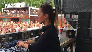 Deborah De Luca @ PALACE - Siofok, Hungary / July 2017 chords