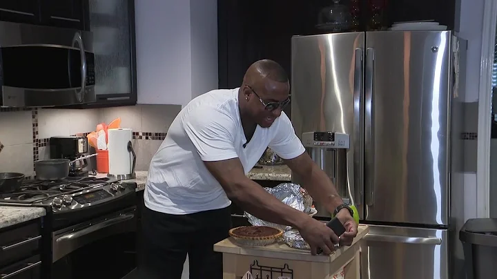 Lydell Grant spends Thankgiving with his family af...