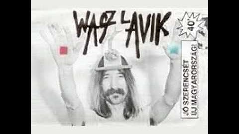 Waszlavik - Egy rózsaszínű káddal.