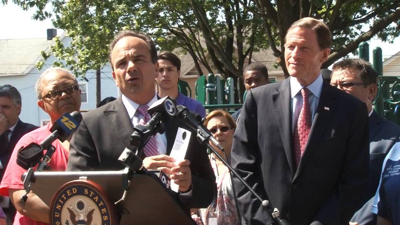 Mayor Ganim, Senator Blumenthal, and Congressman Himes Raise Awareness for Zika Virus Prevention