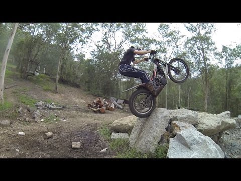 How to double blip and zap on trials bikes︱Cross Training Trials Techniques
