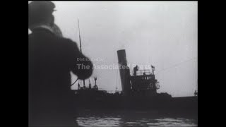 Fishing Fleet Is In Again at Grimsby screenshot 5