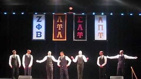 LUL performs at Triple S - Baruch College