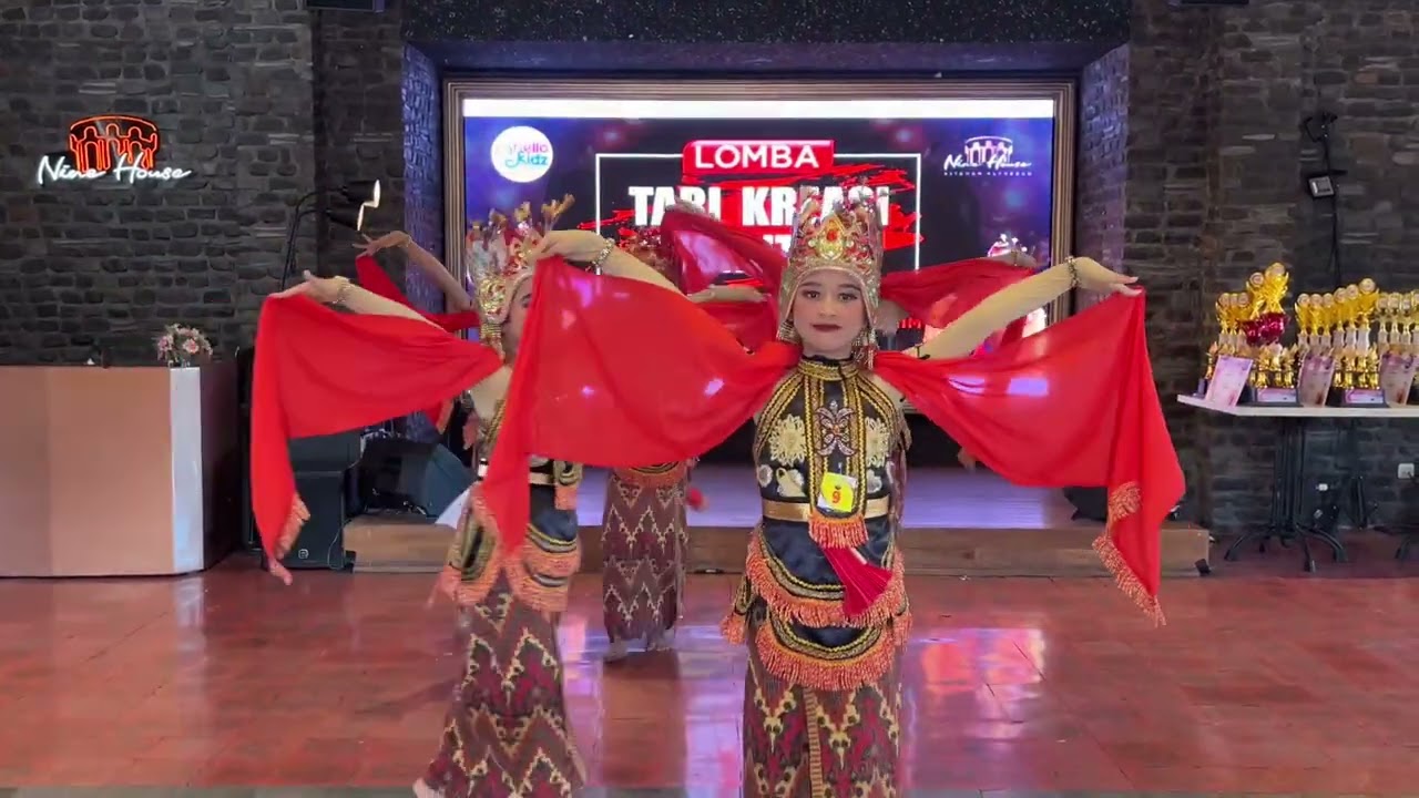 Tari Jejer Jaran Dawuk, bimbingan sanggar Swardance. Alhamdulillah Lomba tari ini dapat Juara 2