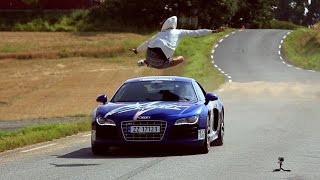 AUDI R8 JUMP // (Original Video)