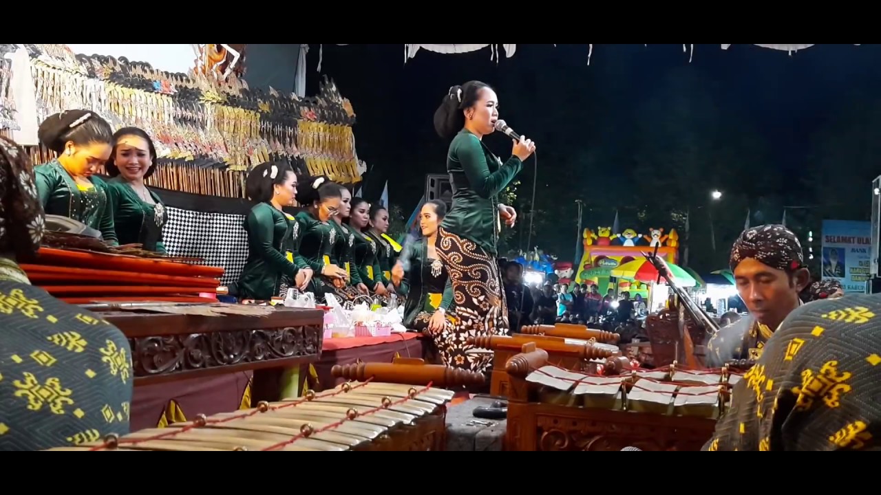 IKA SUHESTY || NYIDAM SARI & ANTUSIAS ANAK-ANAK GUNUNG KIDUL