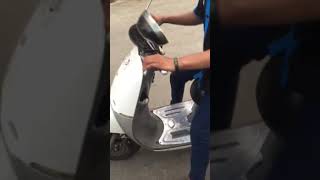 Test Drive Electric Vespa  - Viar Q1