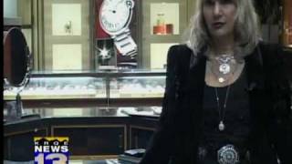 Hundreds of thousands stolen from diamond store