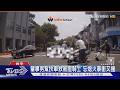肇事男幫扶車救被壓騎士 忘熄火暴衝又撞｜TVBS新聞 @TVBSNEWS01