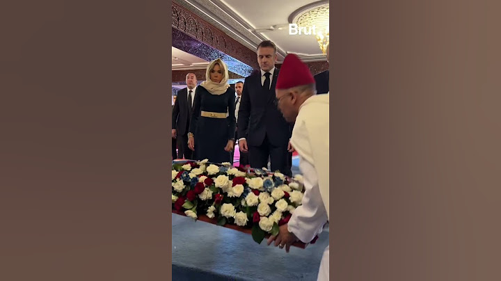 Visite d’État d’Emmanuel Macron au Maroc :  moment de recueillement au Mausolée Mohammed V