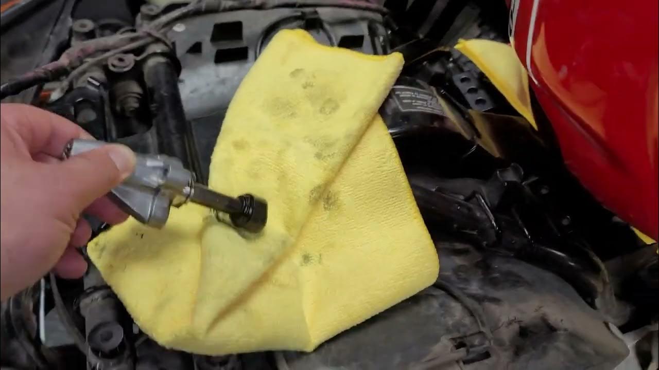 2002 Honda VFR800 Cam Chain Tensioner - YouTube