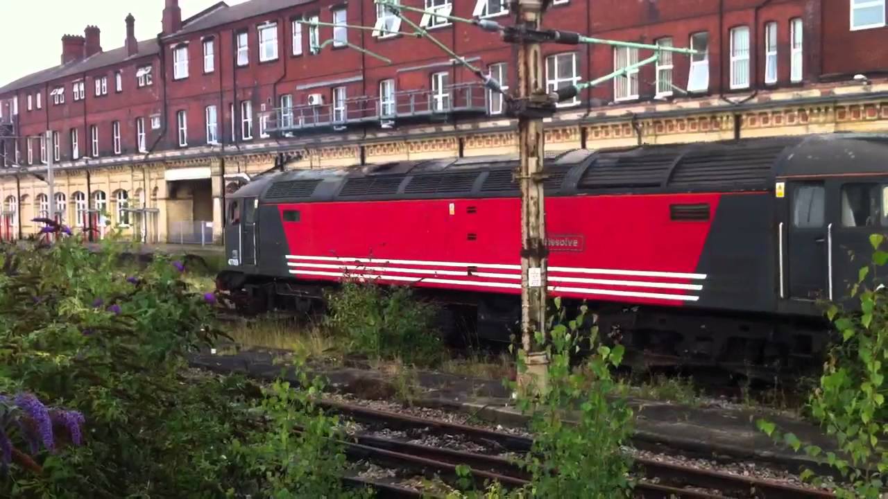 47769 shunts on Crewe DMD 29/08/12