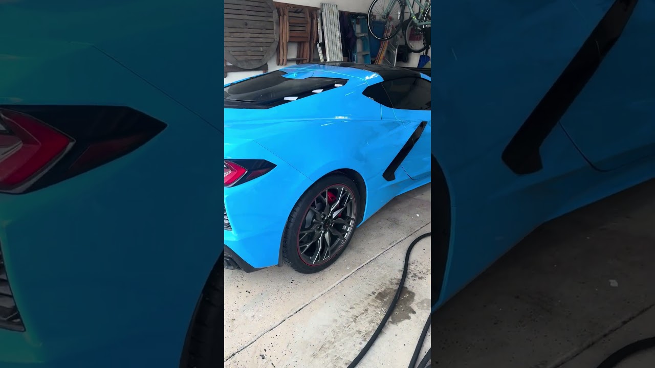 Машины нуждаются в ремонте, и всё такое. 