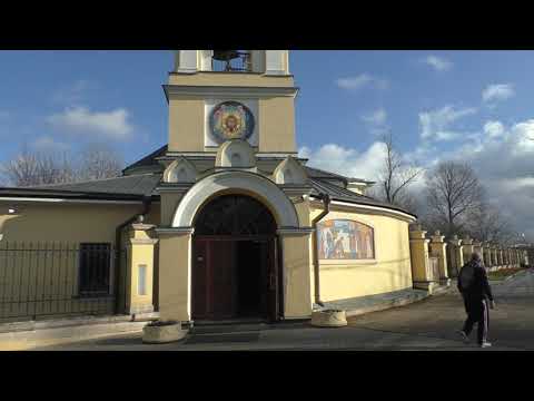 Москва.Храм Живоначальной Троицы на Воробьёвых горах в Москве.