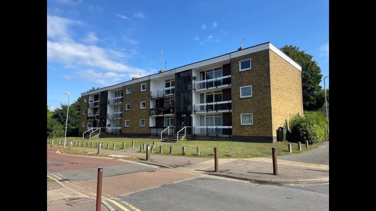 Flat 10, Fyndon House, Spring Lane, Canterbury, Kent, CT1 1SP