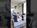 寝てる彼女への対応がひど過ぎる年上彼氏 #shorts