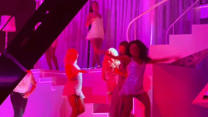 Sabrina Carpenter - Live Performance of Tears, Short & Sweet Tour, Pittsburgh, PA, Night 2