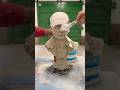 Comenzamos el proceso de moldeado de este busto modelado por @mundodeplastilinadejosue3198