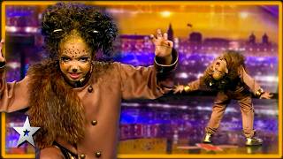 cute kid lights up stage lion king performance kids got