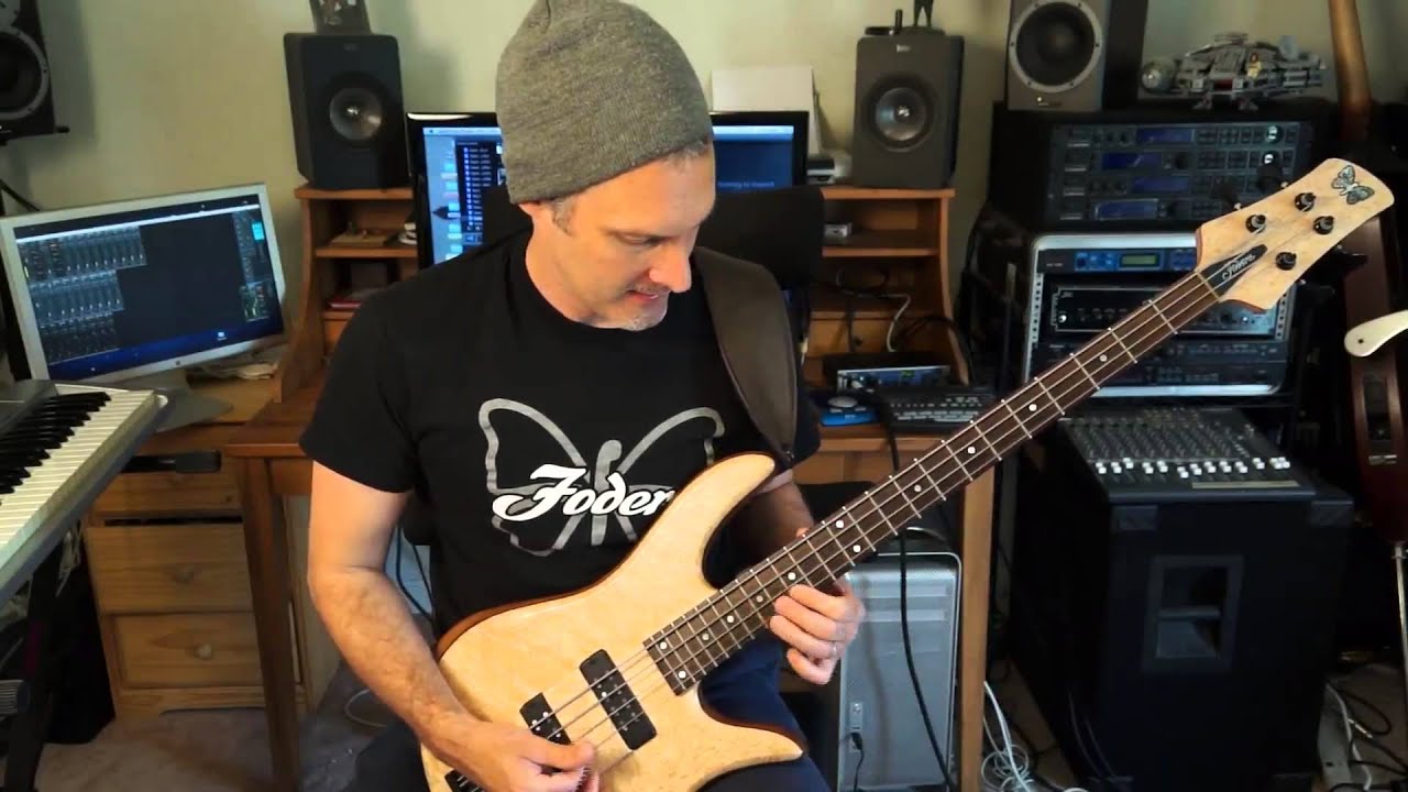 Bass Guitar Groove Techniques Tony Grey Lesson 4 (Developing Groove