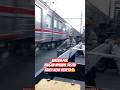 waduh pak jangan nyempil disitu nanti kena kereta🫣 #kereta #videoviral