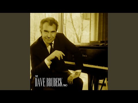 Putar Squeeze Me - Dave Brubeck