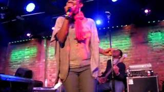 Le'Andria Johnson - Give Me A Clean Heart chords