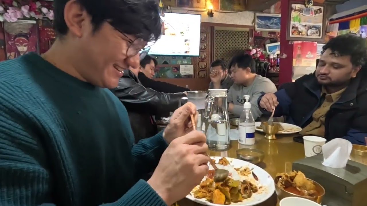 Salnal ghum gham 🥰🇰🇷🇰🇷