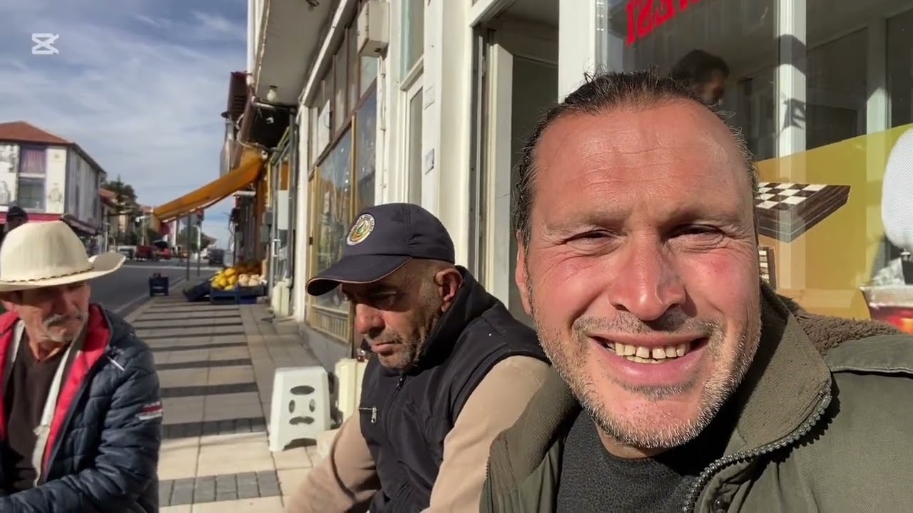 14 Ekim Salı pazarı Görsel çok güzel Tandır muhabbeti Gıdıklı haber ajansı .!!!! ÇAYIRALAN 