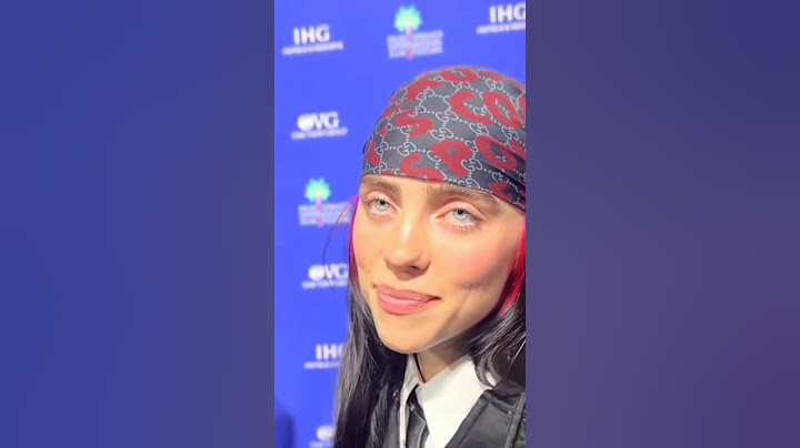 Billie Eilish is gay?