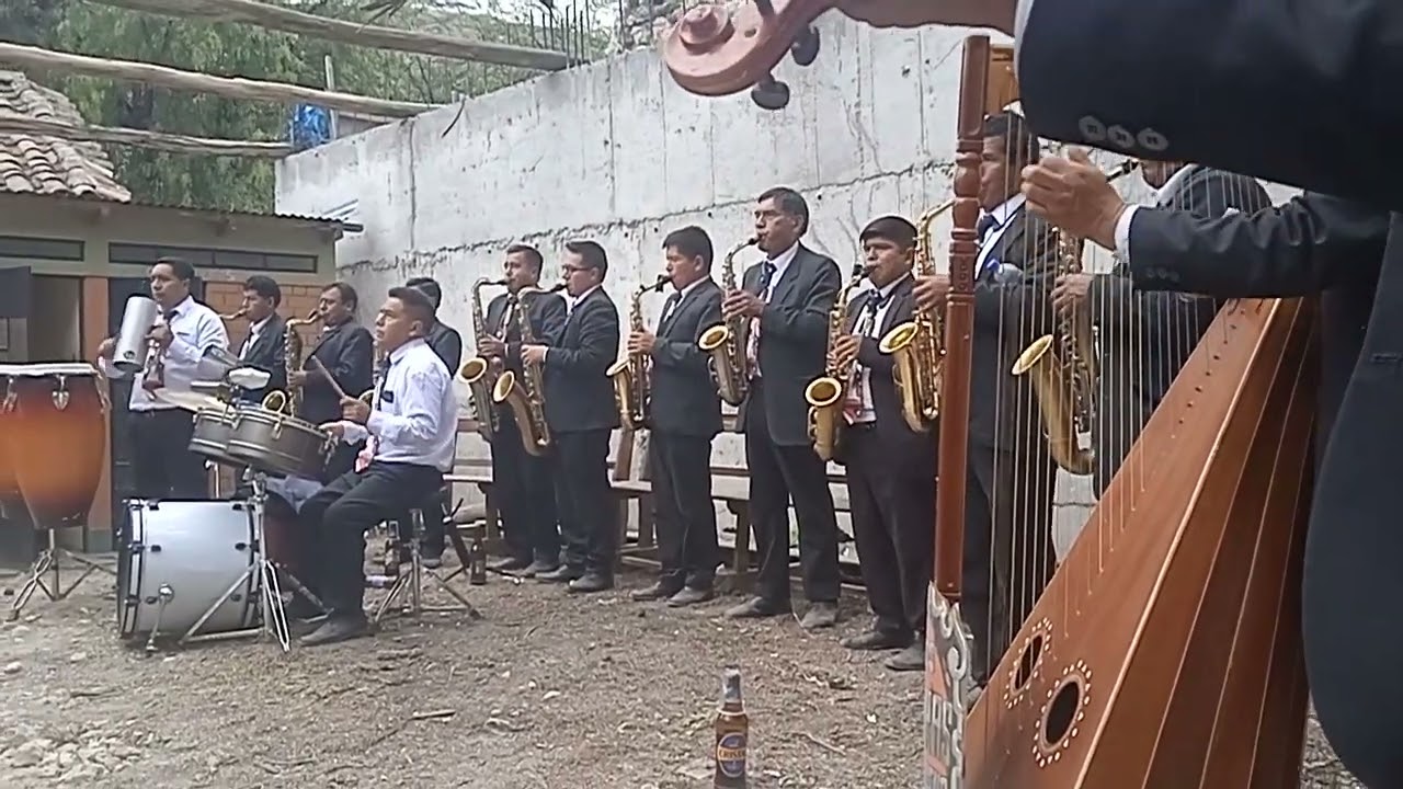 orquesta folclórica los pokras de Ayacucho