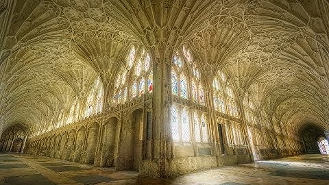 How to Remove Tourists/People From Photos