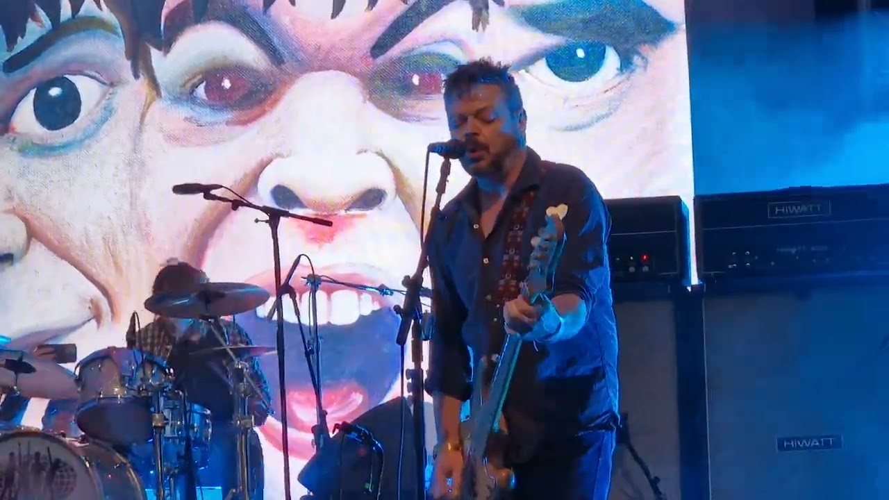 Supergrass - Caught by the Fuzz (LIVE with Shane Hawkins) at Great Estate Fest the 31st of May 2025!