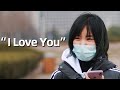 Surprise Calling Partner to Say "I Love You" | Street Interview “好多年都没说过我爱你了...” 电话里，老人对老伴儿说出了那三个字