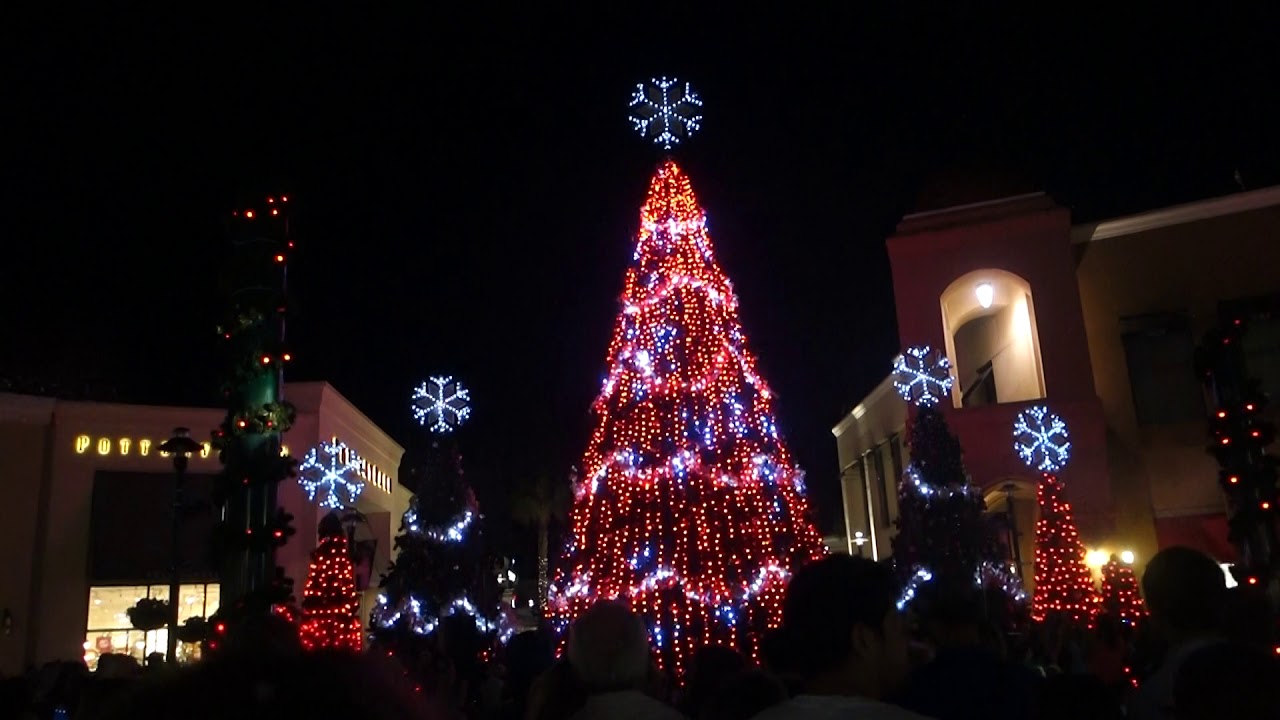 Symphony in Lights at Wiregrass Mall 8pm show YouTube