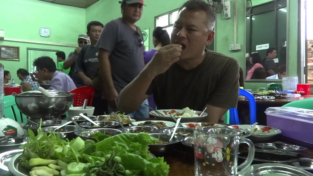 San ma tu Myanmar restarant กินอาหารพม่าในพะอัน