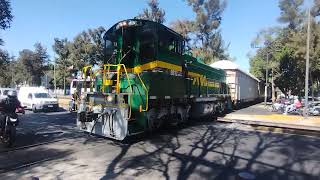 Ferrovalle EMD MP15AC 9812 con el Servicio Peralvillo saliendo de la De Acero