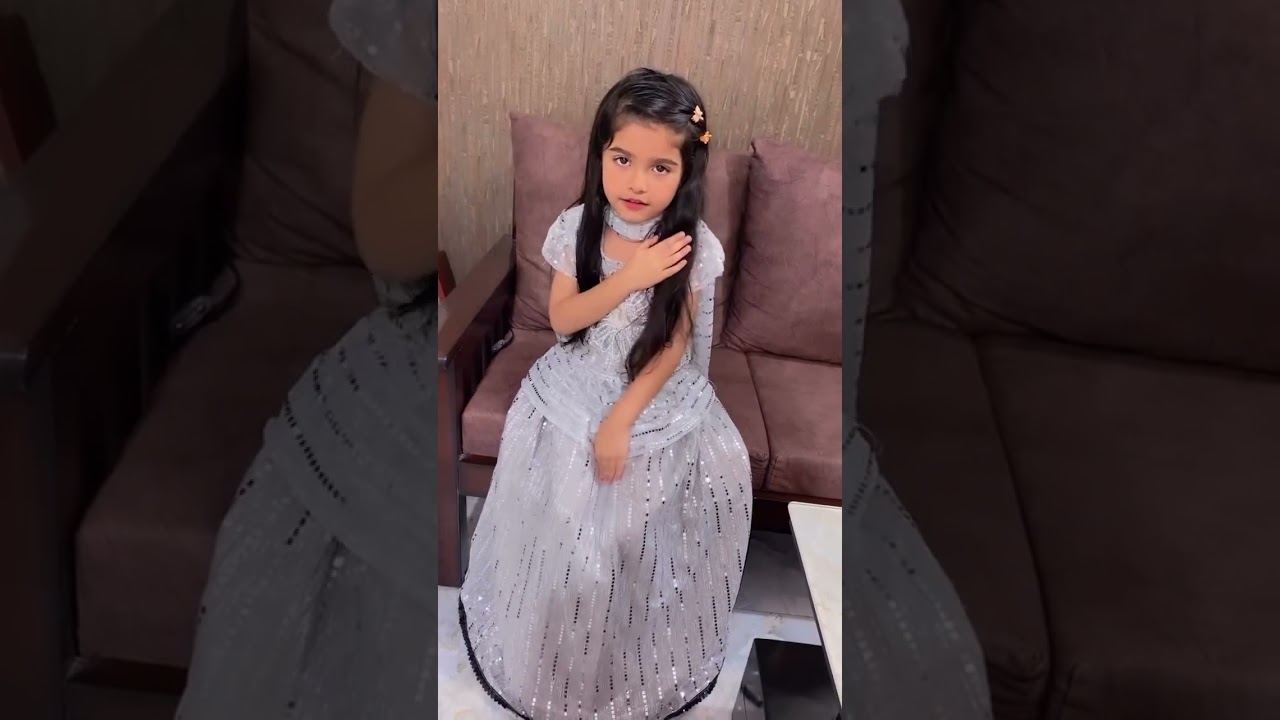 Ek Danta Ek Danta Tere Pe Apun Ka Hak Banta Nehashukla - Hindi Status Tube