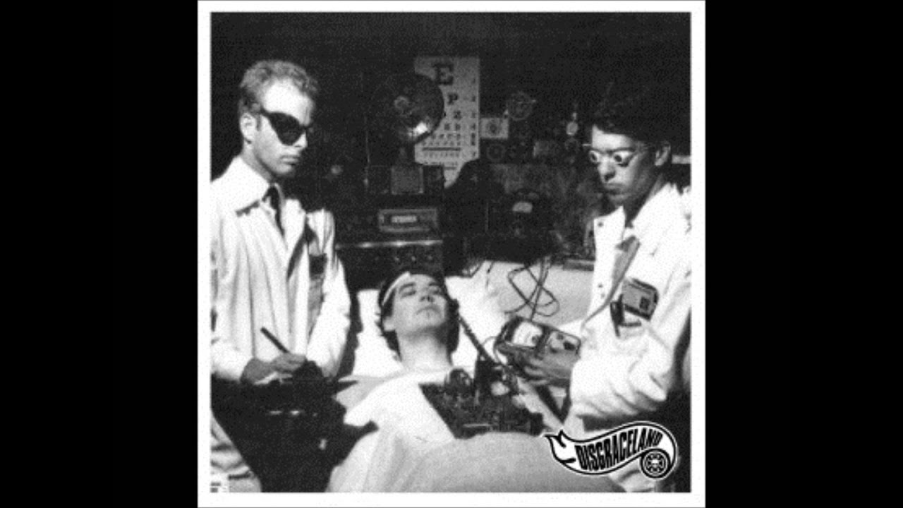 Guarda SIX FINGER SATELLITE thrown out su YouTube Guarda SIX FINGER SATELLITE thrown out su YouTube