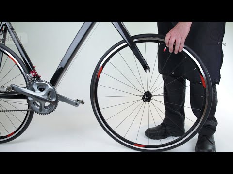 DE   Mount A Front Wheel With Quick Release Skewer Vimeo 1080p Full HD