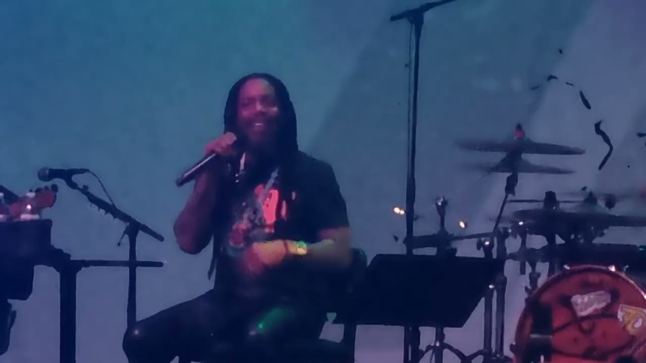 Sevendust - Rumble Fish (acoustic) - Grand Rapids 11/25/25