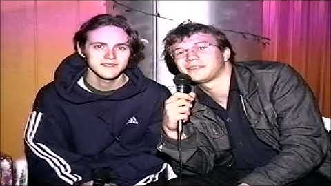 GOMEZ: Ian Ball & Ben Ottewell "78 Stone Wobble" Music Video Intro & WHAT’S THE STORY ID Oct 1, 1998
