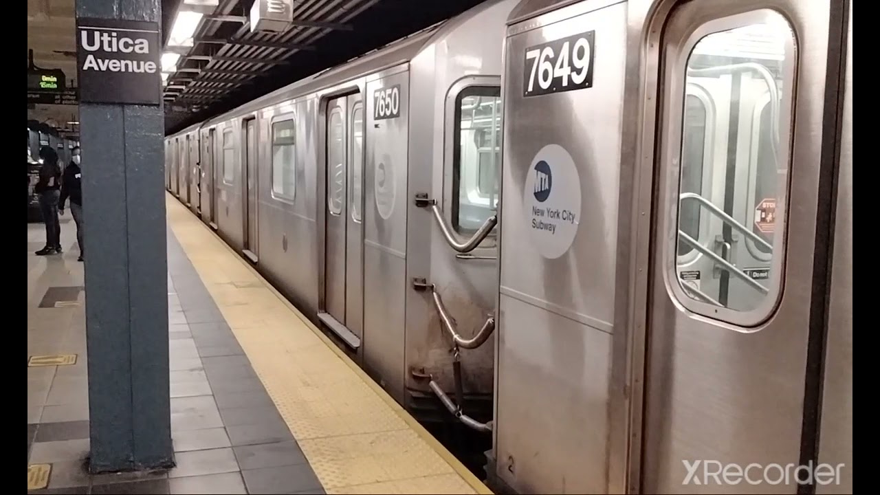 (3)(4) Train action at Utica Avenue crown Heights YouTube