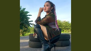 Download Lagu Tukang Jaranan (feat. Glowoh) Download Lagu Tukang Jaranan (feat. Glowoh)