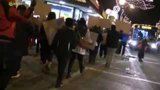 Strikers Target McDonalds To Pay $15/hr Living Wage