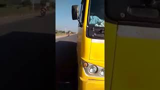 School Bus overspeed the Level 40km/h screenshot 1