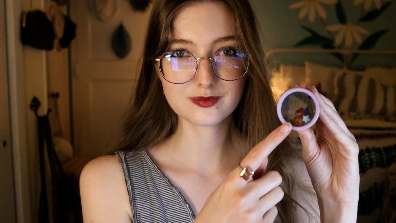 ASMR Taking Pictures of You 📸✨Focus on me (Mouth Sounds, Clicking, Brushing)