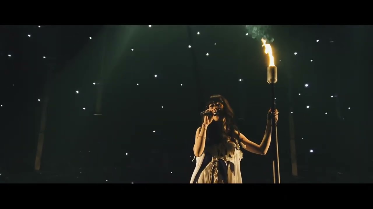 Aimer - Torches LIVE [rouge de bleu 19/20] - YouTube